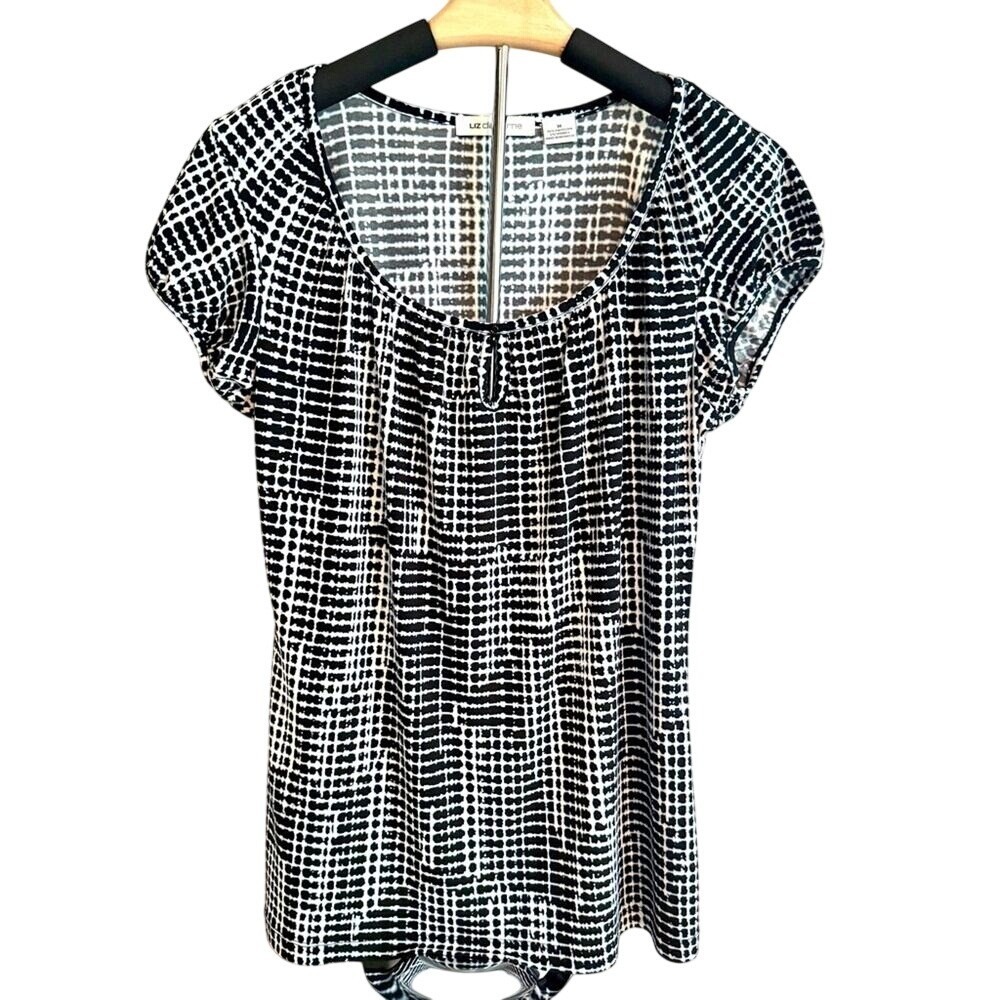Liz Claiborne Black White Geometric Top M Keyhole Scoop Neck Casual Boho Stretch
